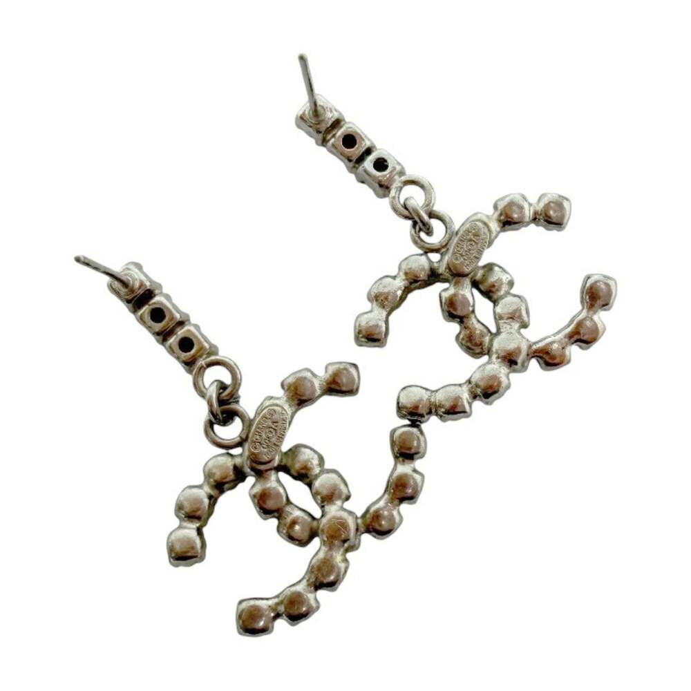 CHANEL Authentic Gold Logo Earrings - Picture 4 of 7